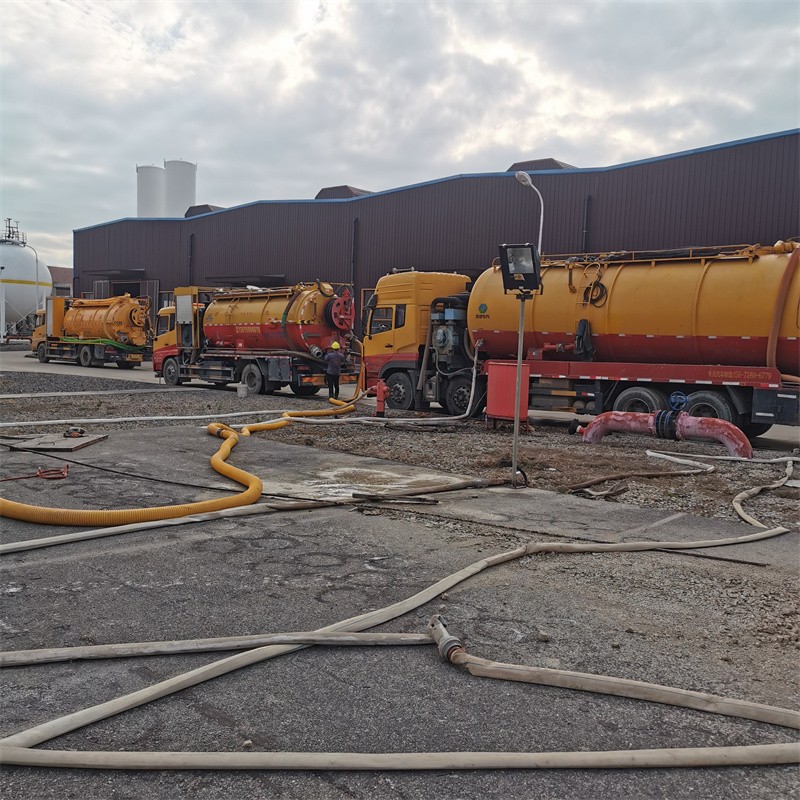 射洪污水池清理